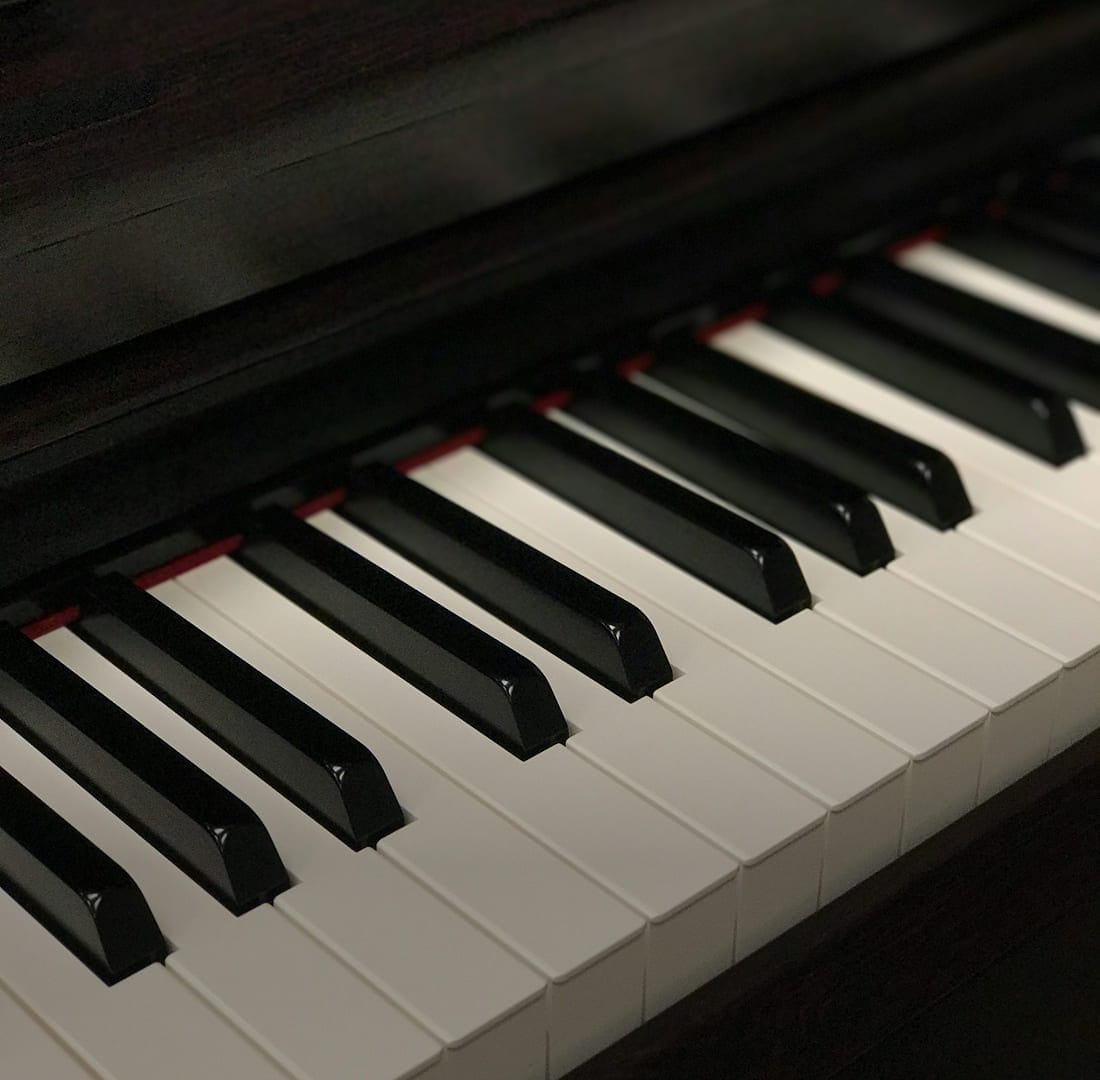 어쿠스틱 피아노